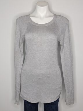 Lululemon Grey Long Sleeve Lightweight Knit Sweater XS/S